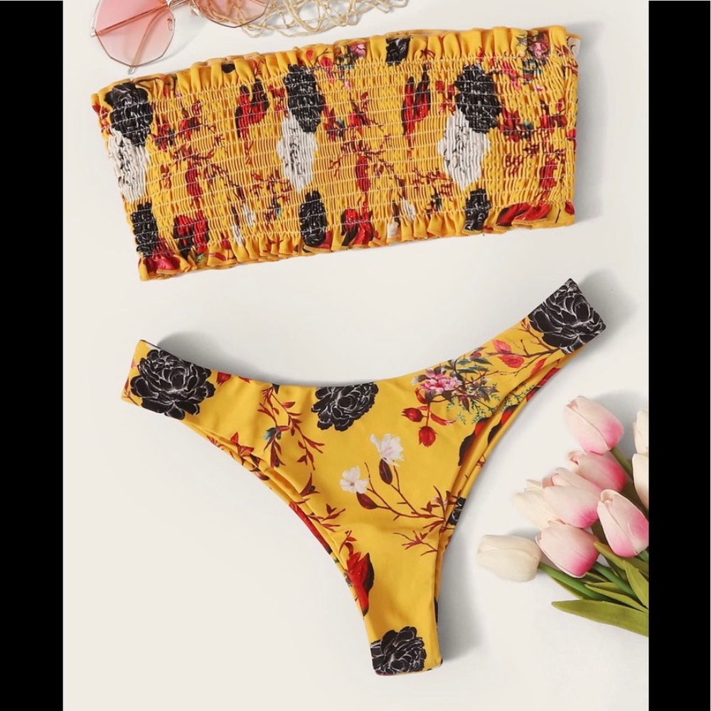 Strapless bandeau floral bikini set